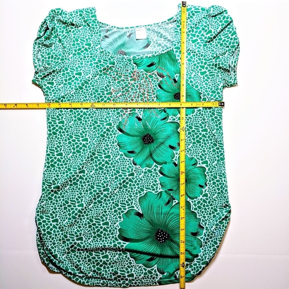 Green floral cap sleeve blouse - Picture 8 of 8